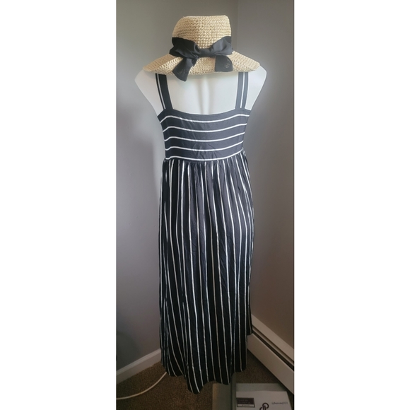 Button Stripe Dress - Picture 4 of 4